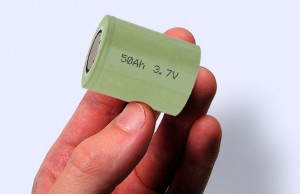hand with battery2